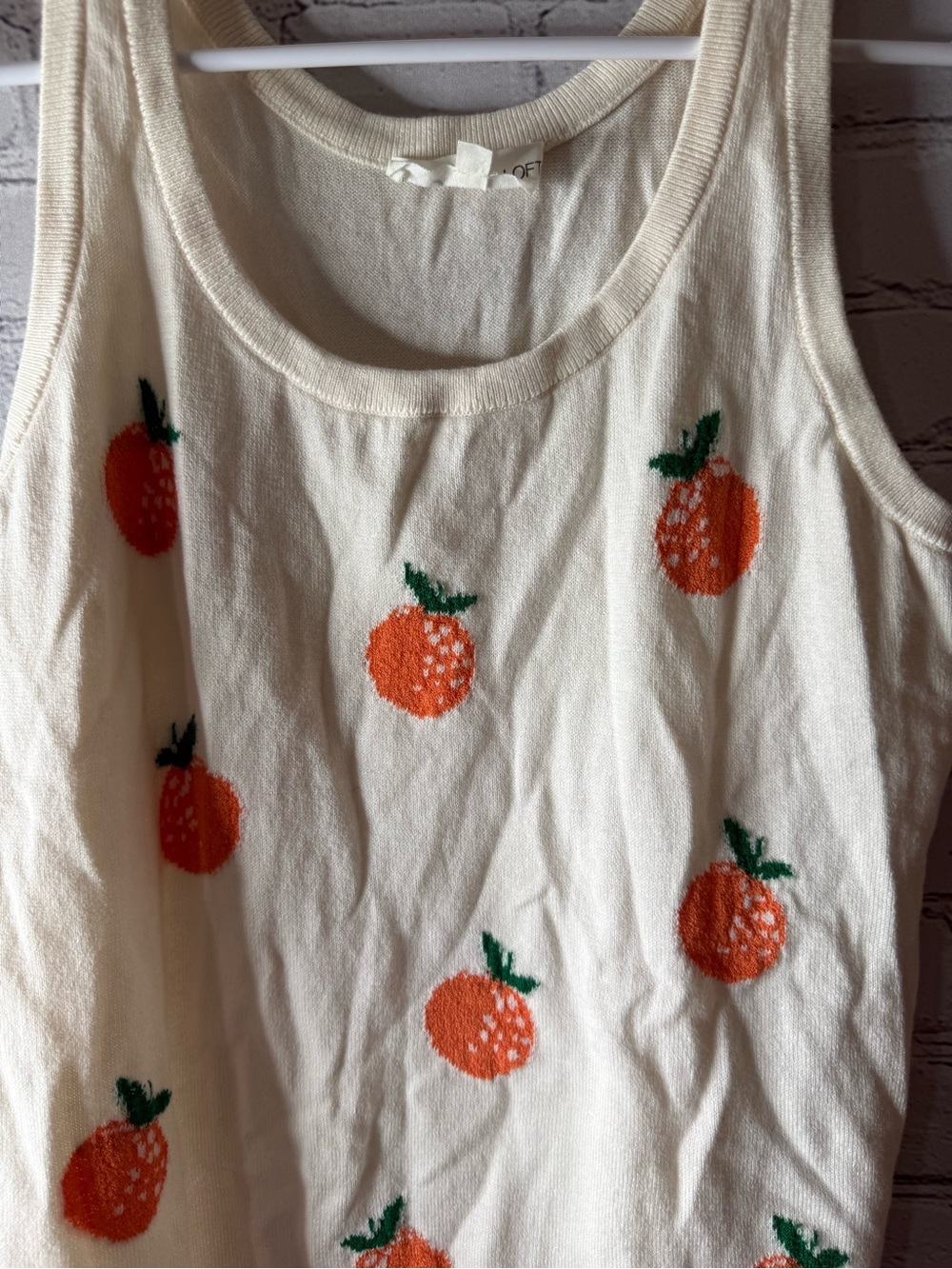 Lou and grey for Loft Cream Knit Tank with Orange Fruit Knit Motif small - Picture 3 of 6